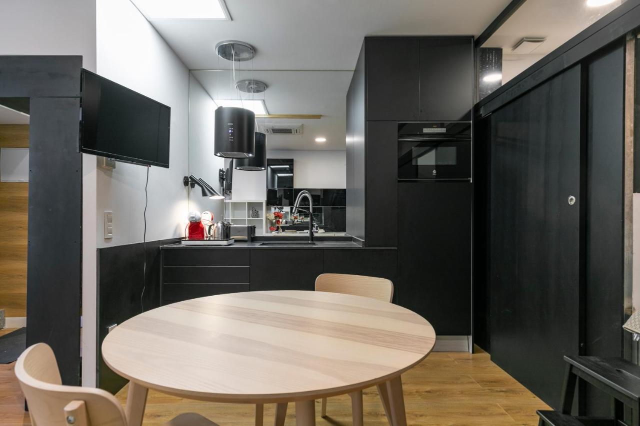 Homeabout Madrid Rio Apartment Esterno foto
