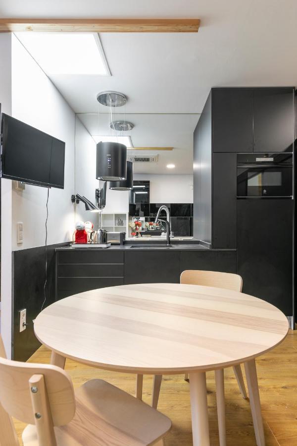 Homeabout Madrid Rio Apartment Esterno foto